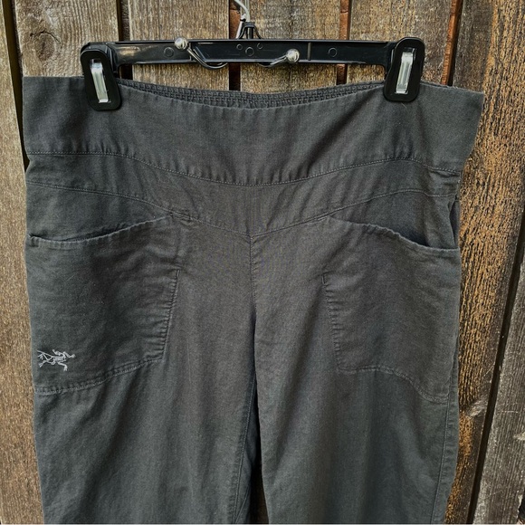 Arc’teryx Wm’s Linen Cotton Spadina Pants Sz 10 - Picture 4 of 16
